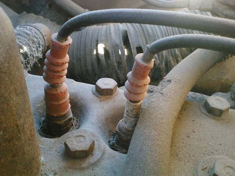 Crunchy old wires.
